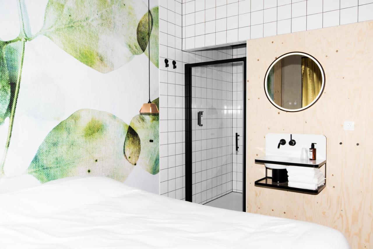 Hotel Moloko -Just A Room- Sleep&Shower-Digital Key By Sms エンスヘーデ エクステリア 写真